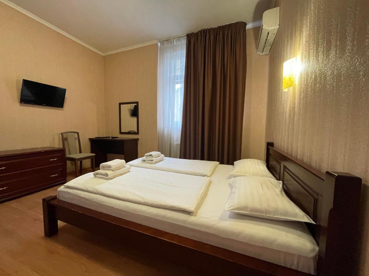 Irishotels Kiev Bagian luar foto