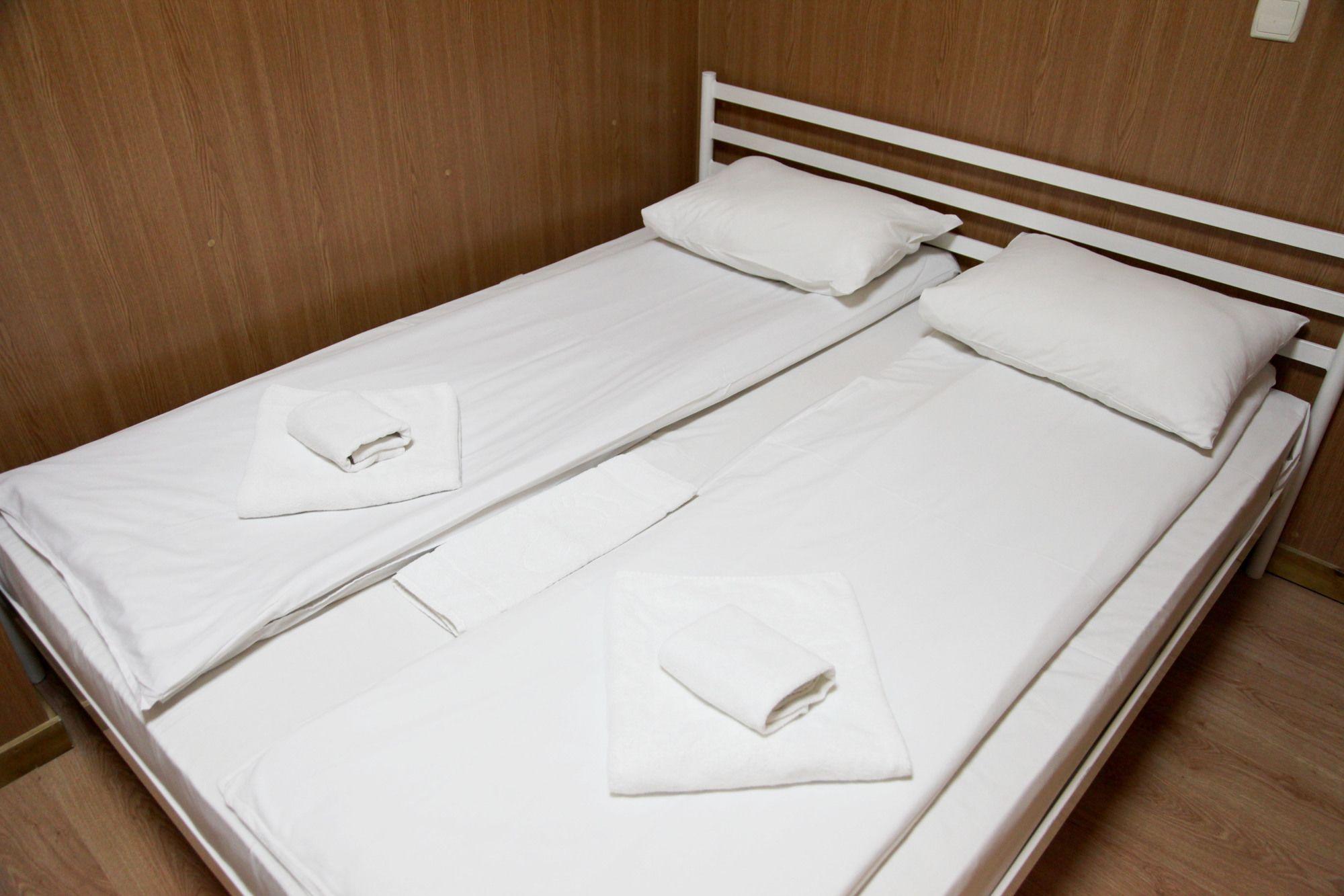 Irishotels Kiev Bagian luar foto