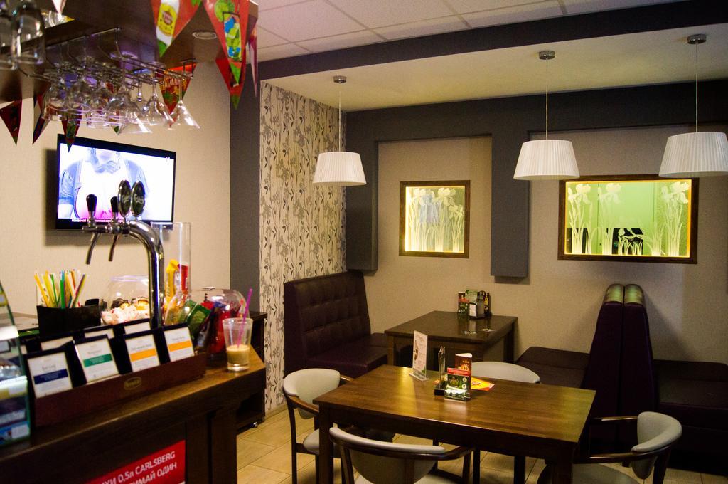 Irishotels Kiev Bagian luar foto