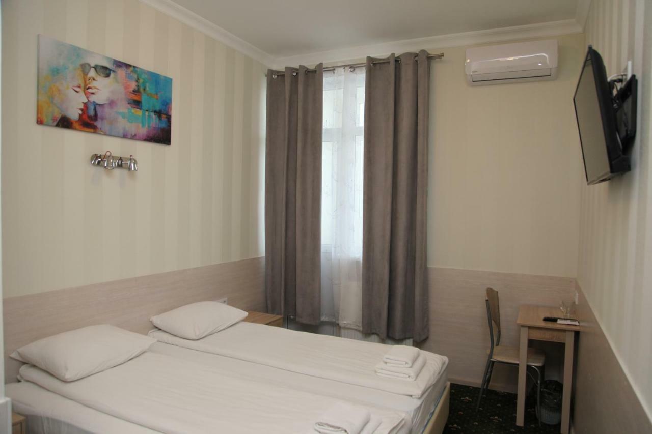 Irishotels Kiev Bagian luar foto